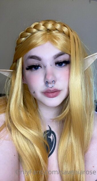 saveniarose