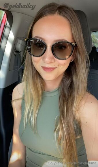 sexykellyluna