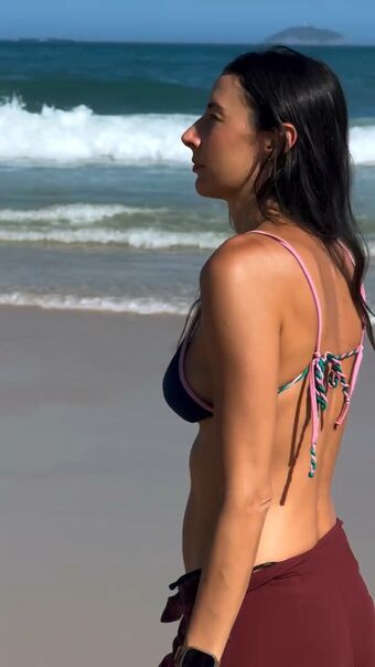 Sheilla Castro