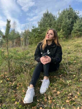 shy_lilli