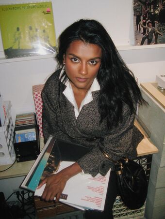 Simone Ashley Nagie Wycieki OnlyFans Zdjęcie 105