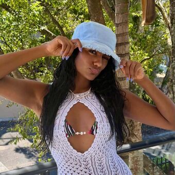 Simone Ashley Nagie Wycieki OnlyFans Zdjęcie 108