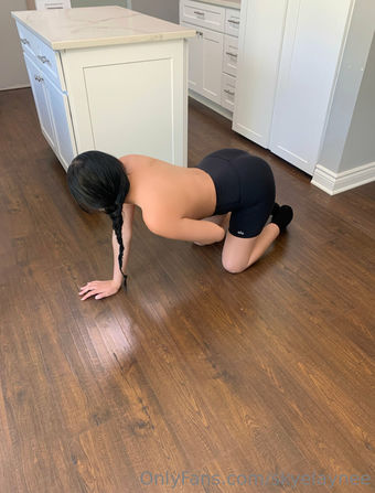 skyelaynee