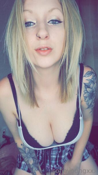 sofieyoungxxx Nagie Wycieki OnlyFans Zdjęcie 26