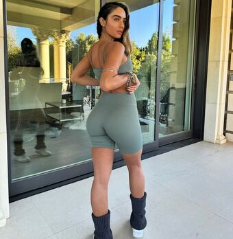 Sommer Ray
