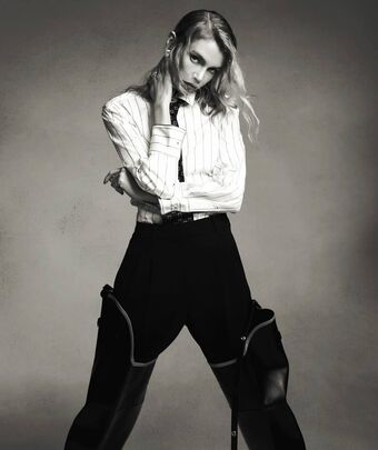 Stella Maxwell