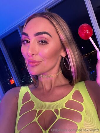 stellaknightt