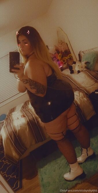 stickyicky666