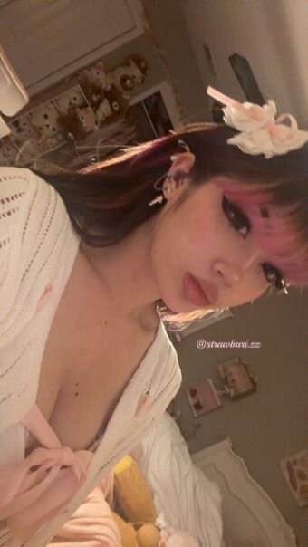 strawbarizz Nagie Wycieki OnlyFans Zdjęcie 42