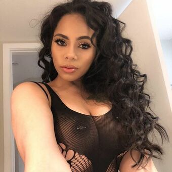 Strella Katt