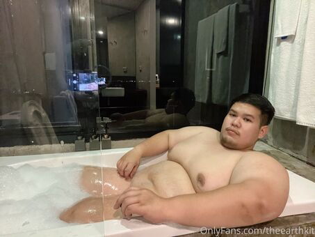 theearthkit Nagie Wycieki OnlyFans Zdjęcie 16