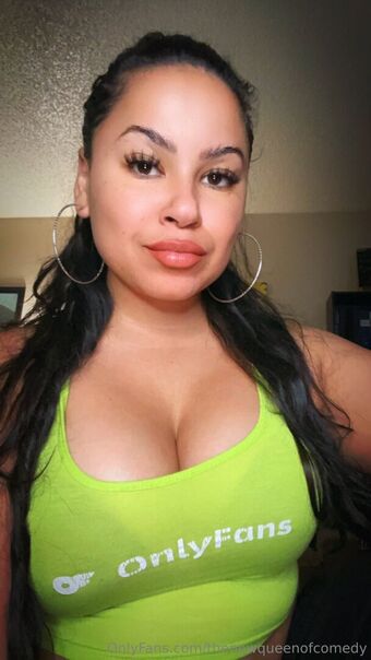 thenewqueenofcomedy