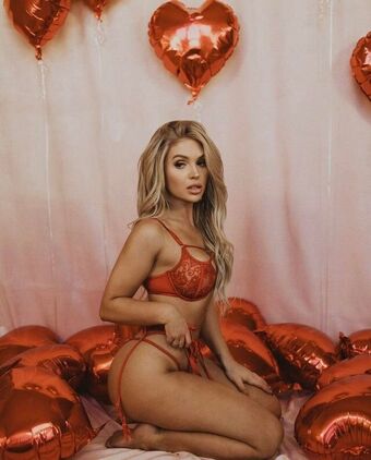 Thiccney Nagie Wycieki OnlyFans Zdjęcie 1