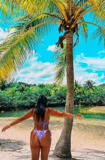 throwsumchlo Nagie Wycieki OnlyFans Zdjęcie 3