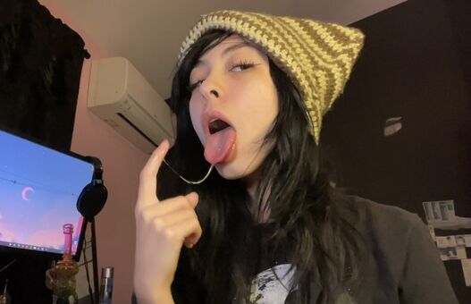 tiny.chuli Nagie Wycieki OnlyFans Zdjęcie 1