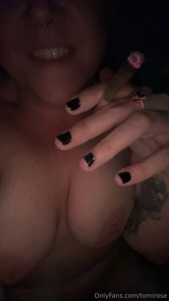 tomirose Nagie Wycieki OnlyFans Zdjęcie 1