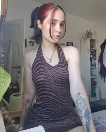 typicallylotti Nagie Wycieki OnlyFans Zdjęcie 20