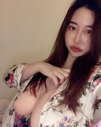 Uelee Nagie Wycieki OnlyFans Zdjęcie 10