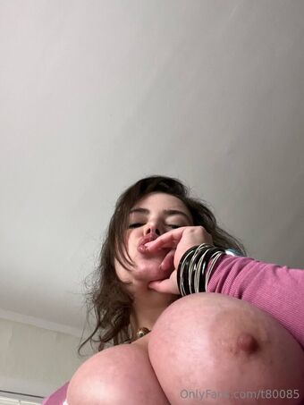 Vanessinator