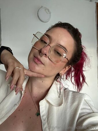 victoria_savv