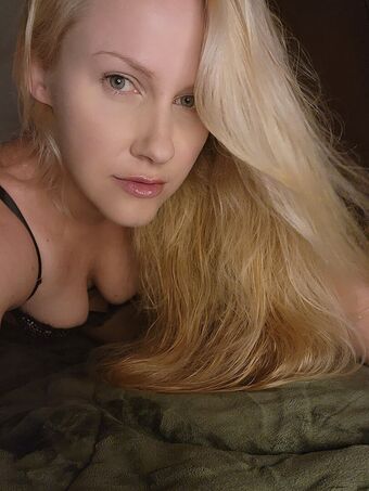 xoxoflora Nagie Wycieki OnlyFans Zdjęcie 4