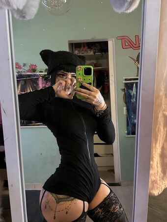 yasmincat