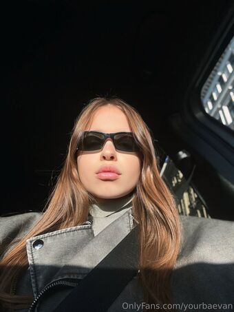 yourbaevan Nagie Wycieki OnlyFans Zdjęcie 16