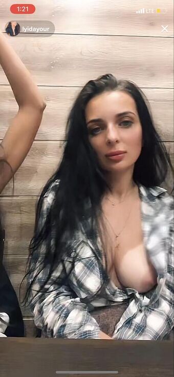yourlyida Nagie Wycieki OnlyFans Zdjęcie 6