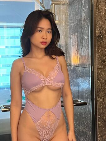 Yujia