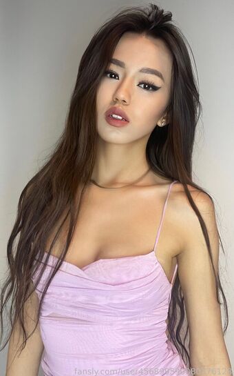 Zhang Nagie Wycieki OnlyFans Zdjęcie 18