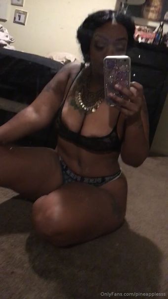 pineapplesss